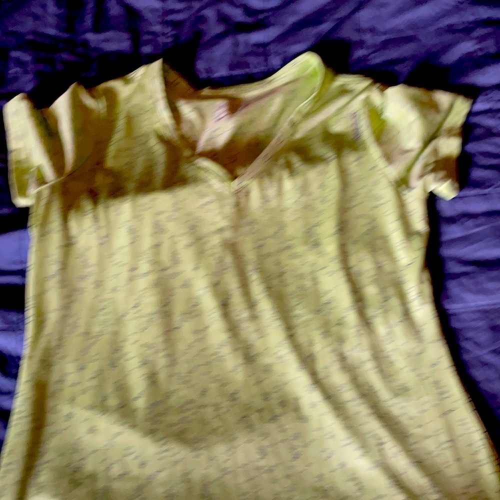 Reebok size medium t-shirt